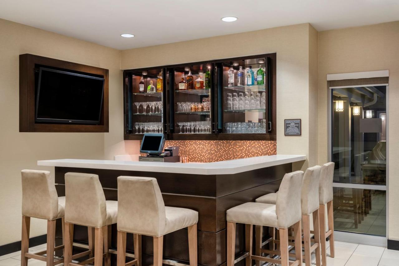Residence Inn By Marriott Bloomington Extérieur photo